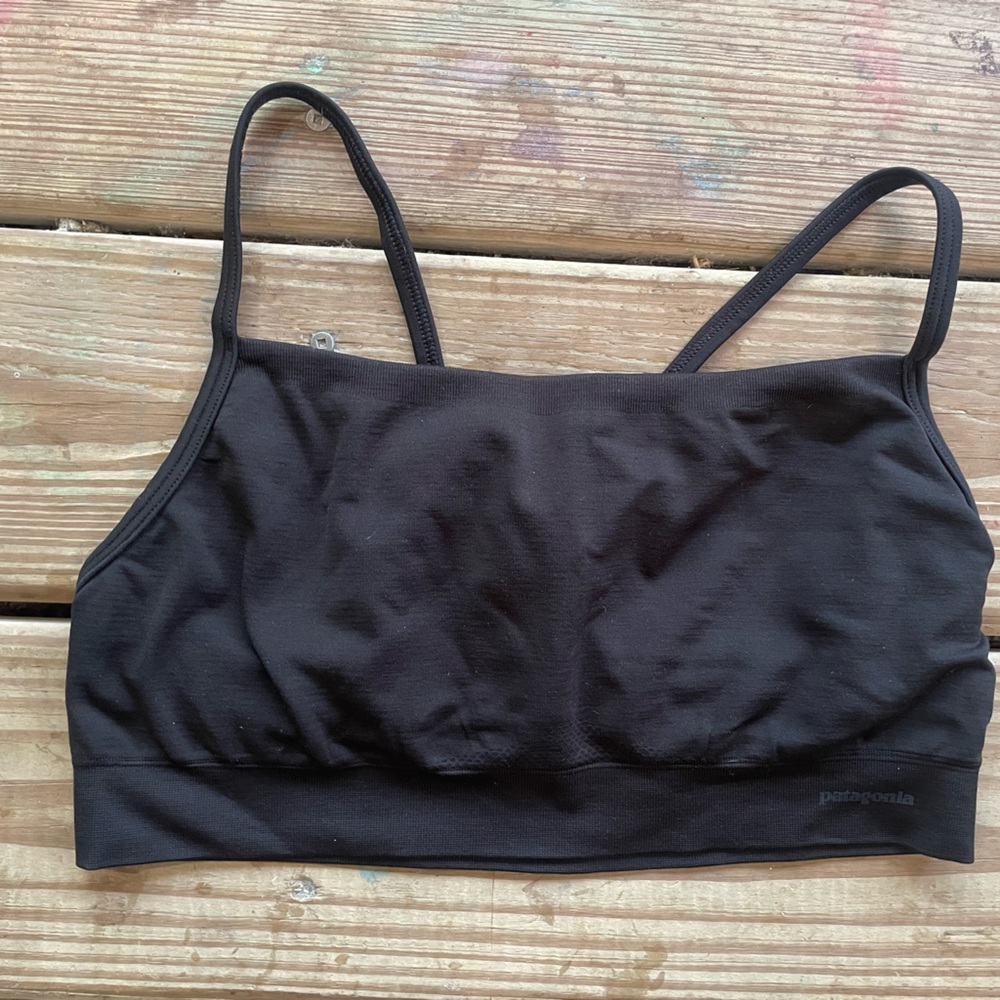 Patagonia Sports Bra Bralette Black Medium Comfy Camping Outdoors Black